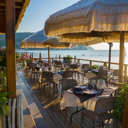 Melograno Featured With Swimming Pool And Private Holiday home *