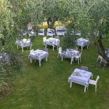 Melograno Featured With Swimming Pool And Private * Mattinata