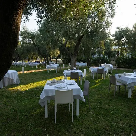 Melograno Featured With Swimming Pool And Private *