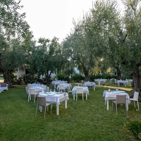 Melograno Featured With Swimming Pool And Private Mattinata