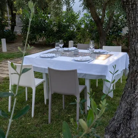 Melograno Featured With Swimming Pool And Private Mattinata