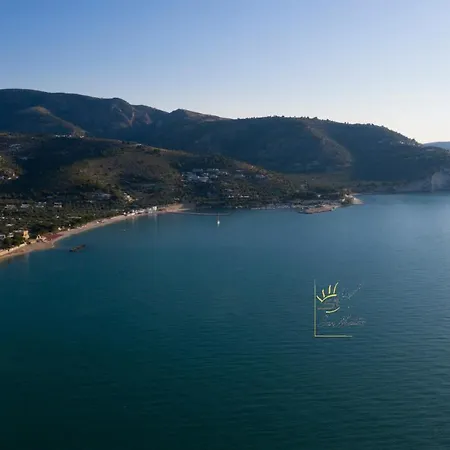 Holiday home Melograno Featured With Swimming Pool And Private Mattinata
