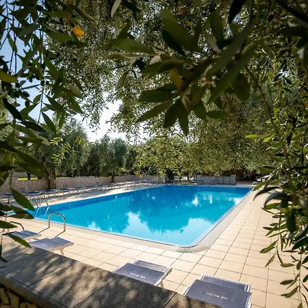 Holiday home Melograno Featured With Swimming Pool And Private Mattinata