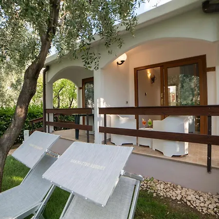 Melograno Featured With Swimming Pool And Private